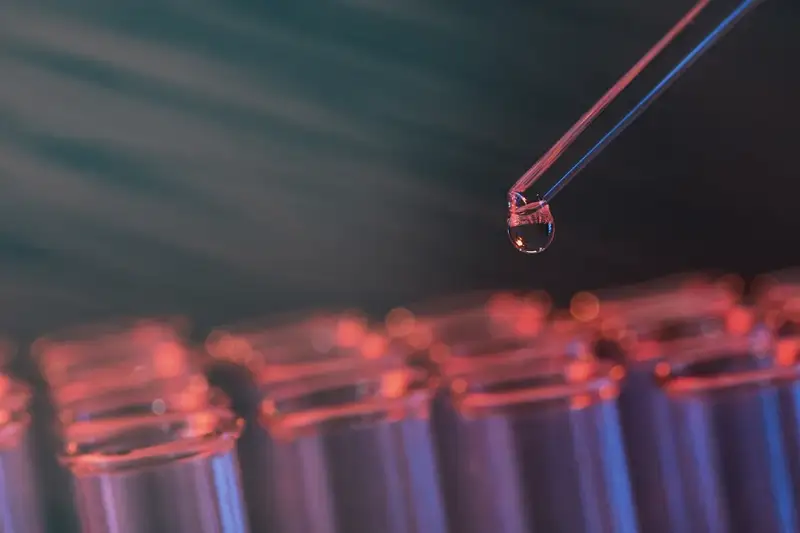 Precision pipette droplet